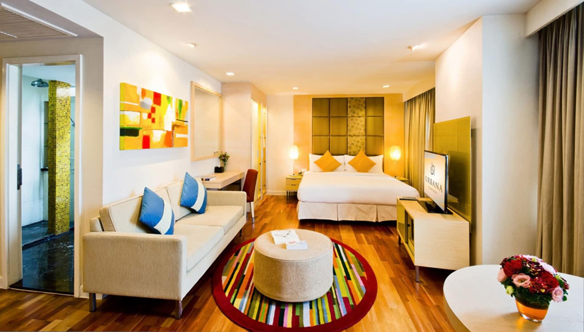 Urbana Langsuan Hotel Bangkok Luaran gambar A typical studio apartment
