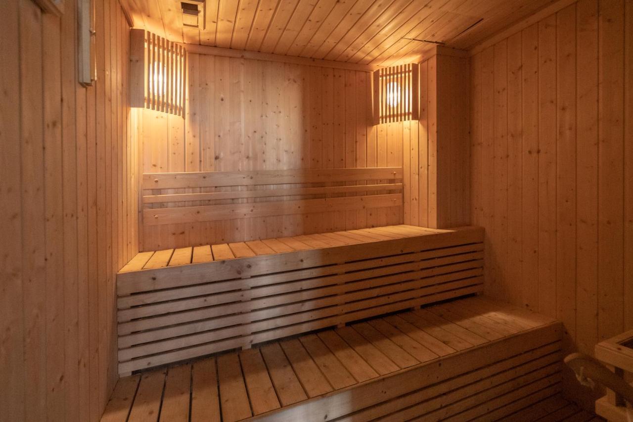 Urbana Langsuan Hotel Bangkok Luaran gambar A Finnish sauna