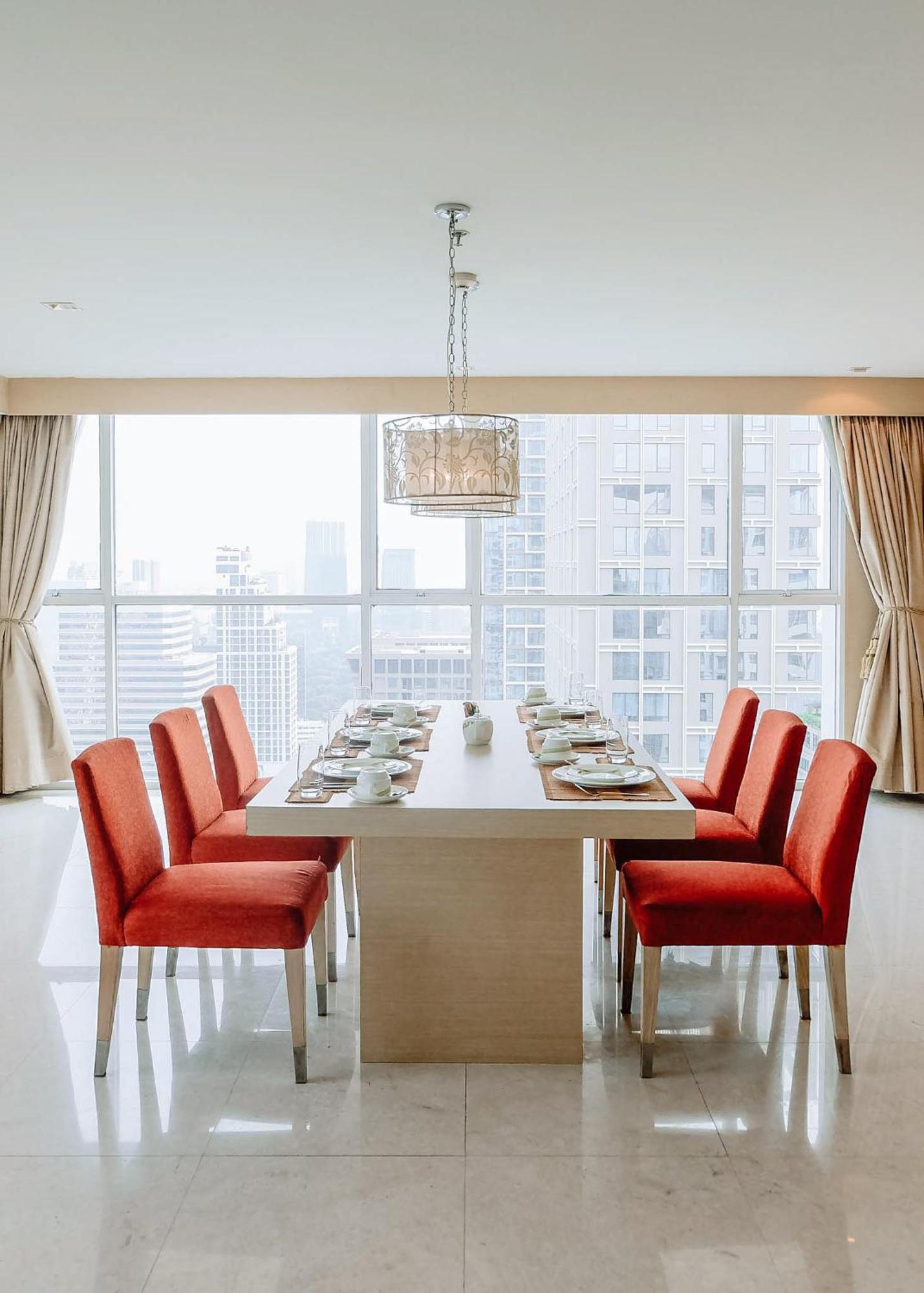 Urbana Langsuan Hotel Bangkok Luaran gambar A dining room