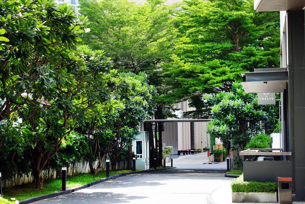 Urbana Langsuan Hotel Bangkok Luaran gambar The campus